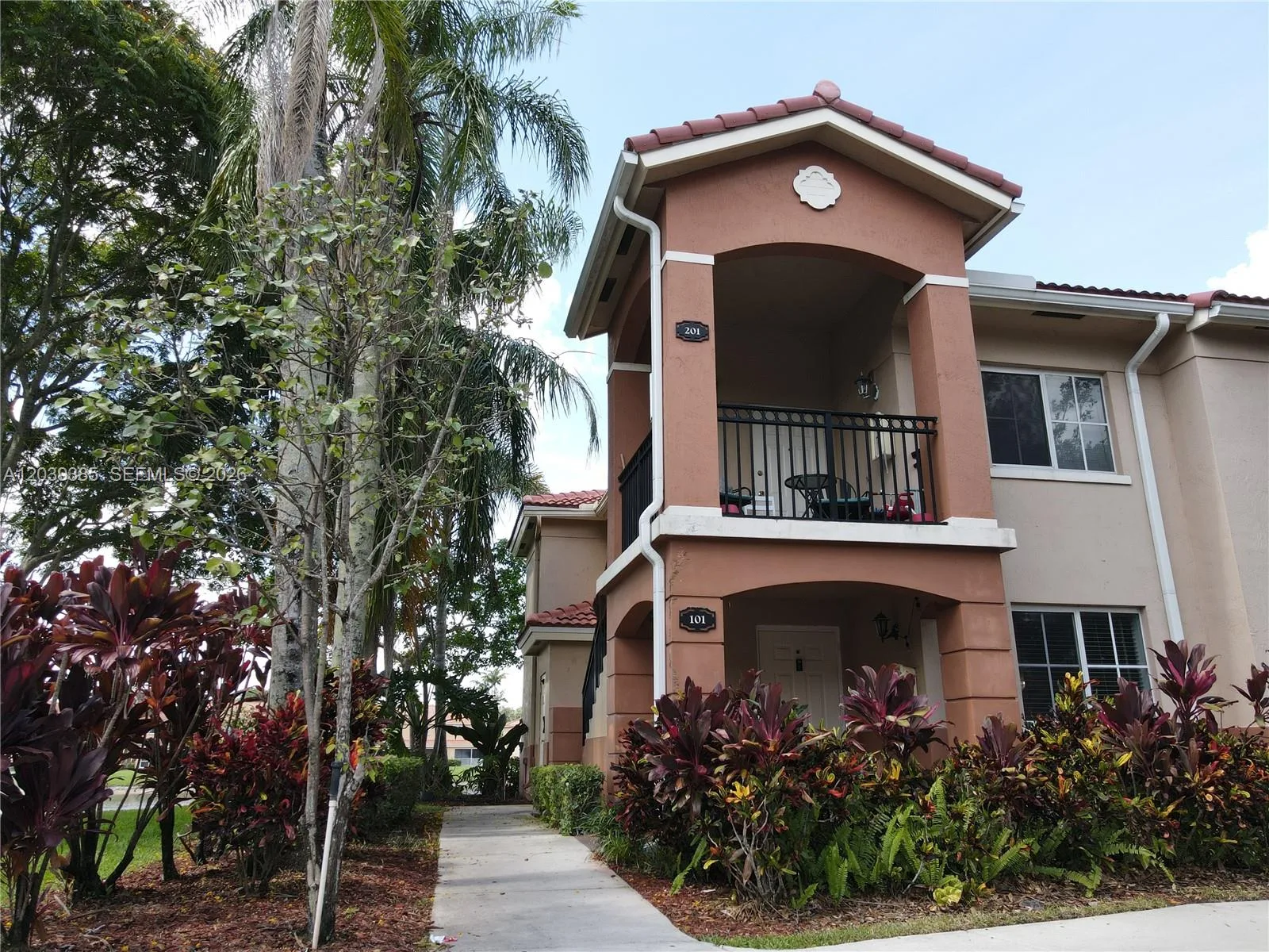 3486 Briar Bay Blvd # 101, West Palm Beach, FL 33411