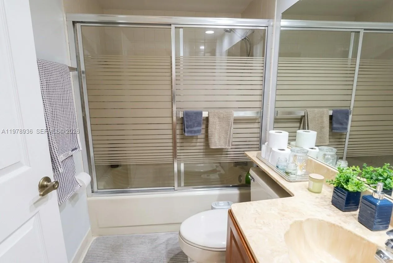 7604 Lexington Club Blvd # B, Delray Beach, FL 33446 photo 12