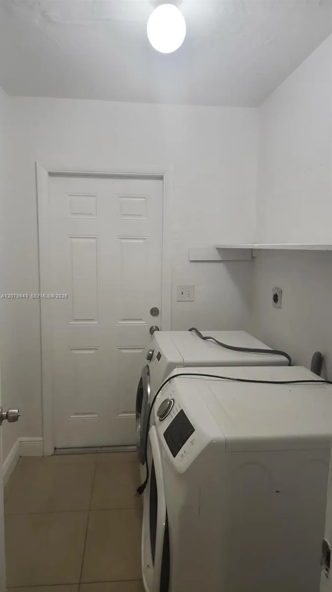2736 NW 15th Ct # 2, Fort Lauderdale, FL 33311 photo 4