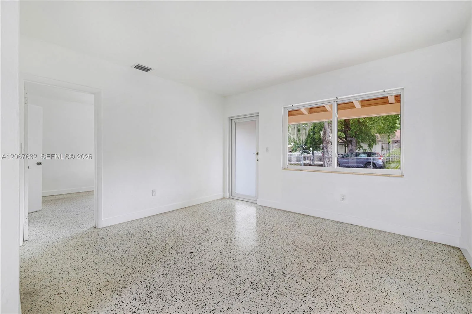 1202 NW 34th St # 1200, Miami, FL 33142 — zdjęcie 3
