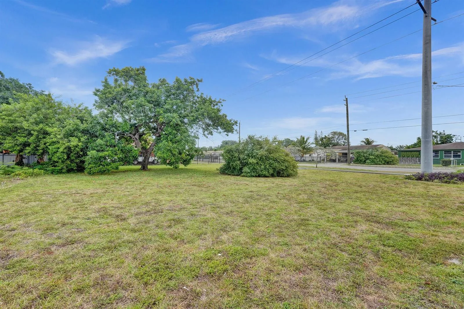 1895 NW 58th Street, Miami, FL 33142 photo 13
