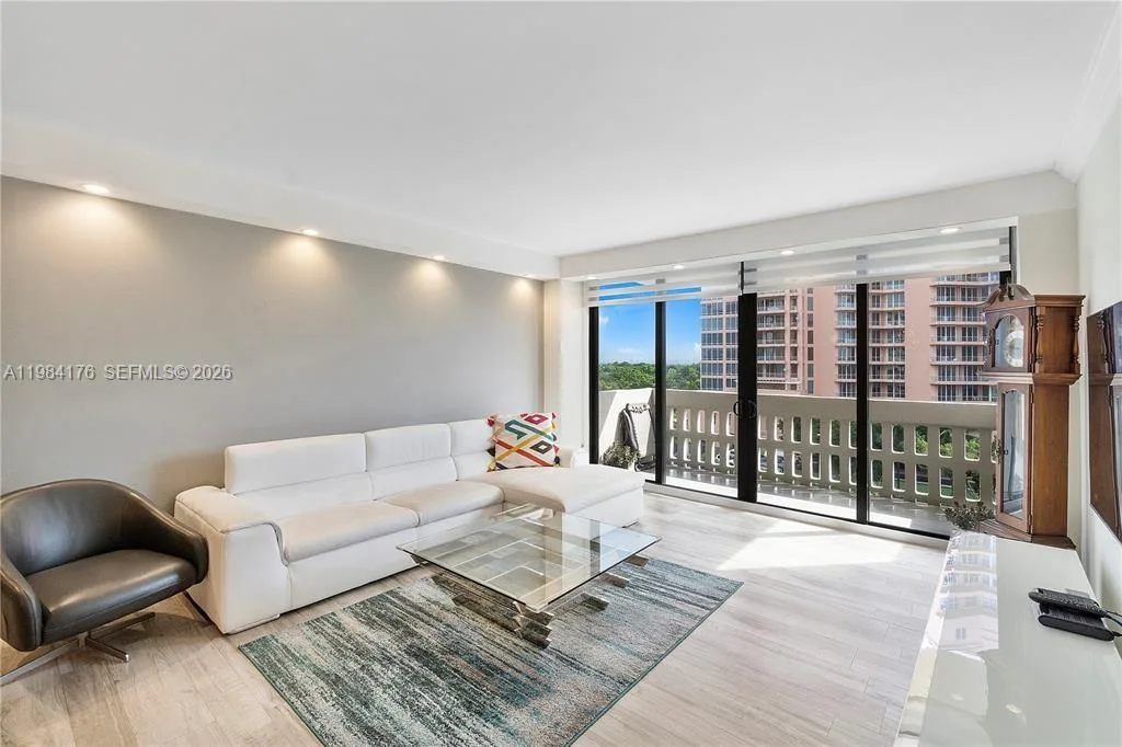 90 Edgewater Dr # 614, Coral Gables, FL 33133 photo 7
