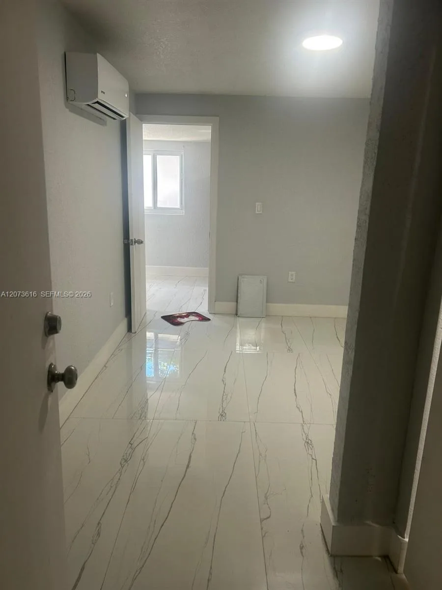 2500 NW 91st St, Miami, FL 33147 photo 6