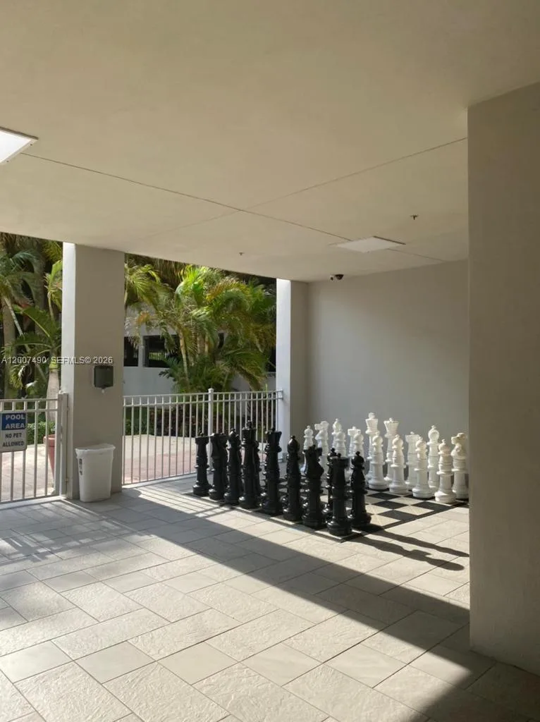 19380 Collins Ave # 805, Sunny Isles Beach, FL 33160 photo 4
