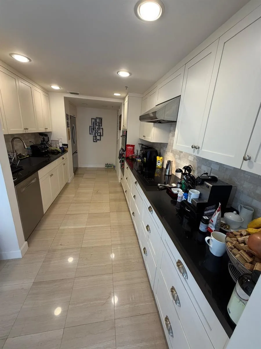 1581 Brickell Avenue # 406, Miami, FL 33129 photo 12