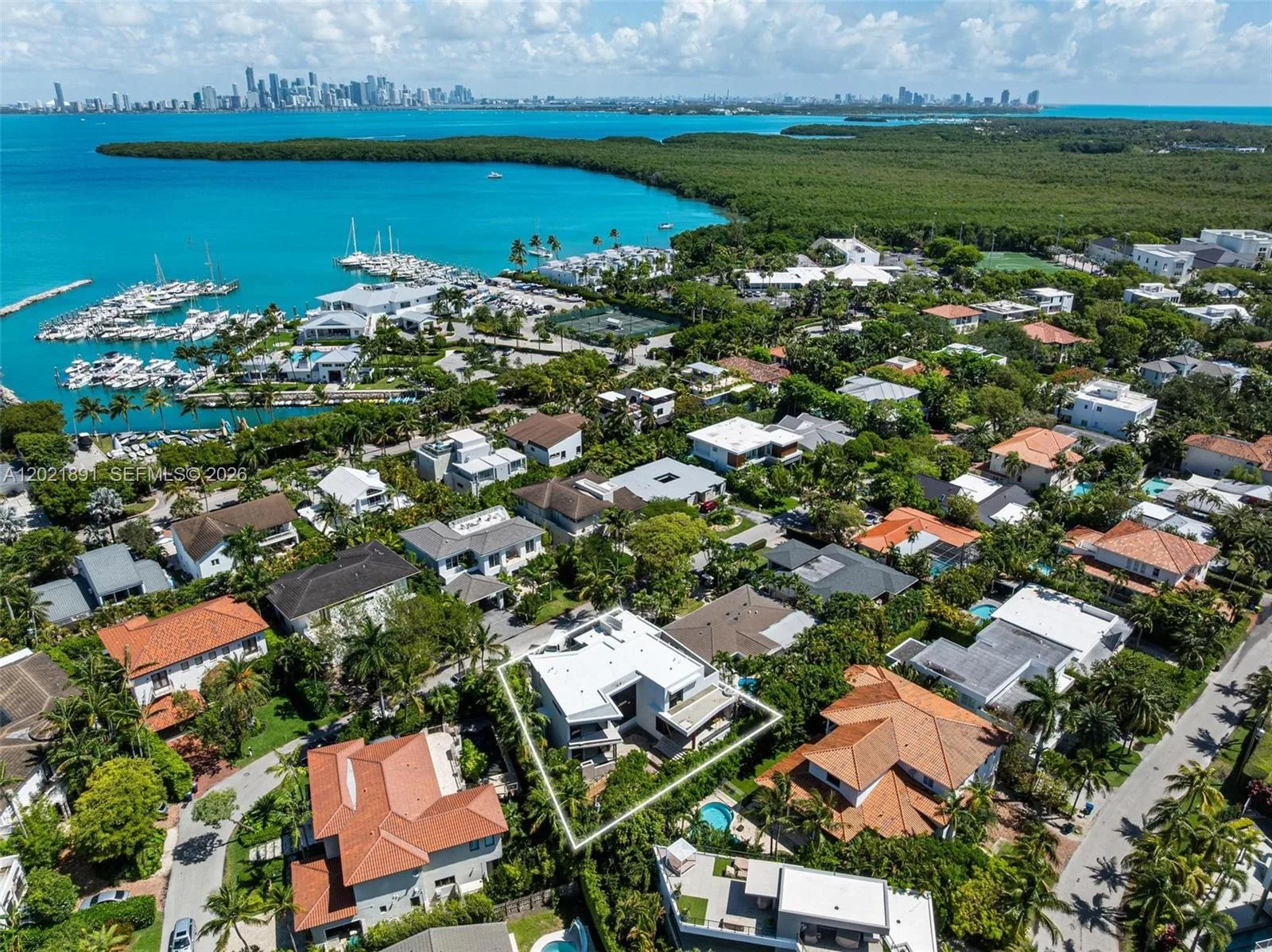 238 Buttonwood Dr, Key Biscayne, FL 33149 photo 3