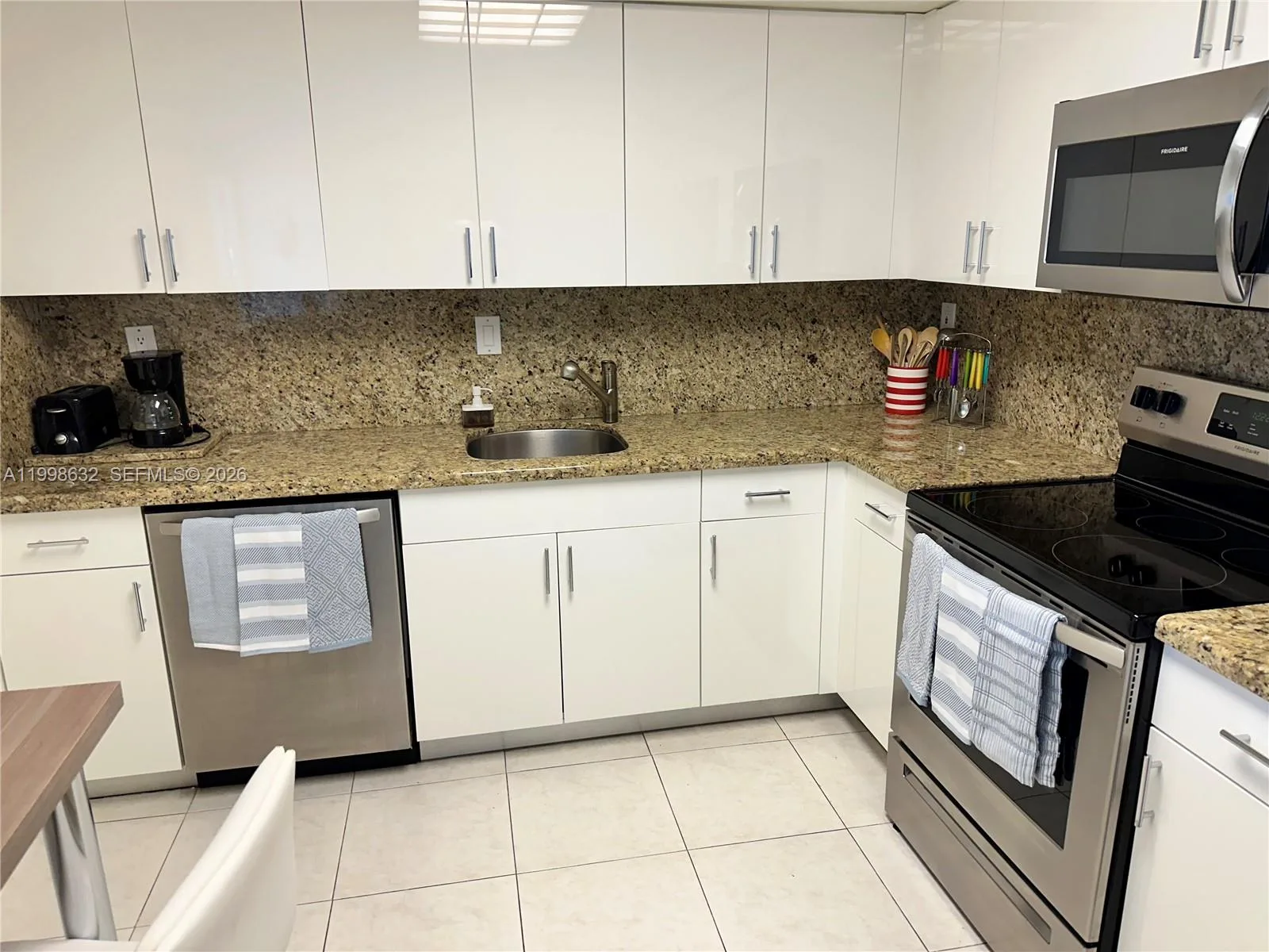 3530 Mystic Pointe Dr # 2607, Aventura, FL 33180 photo 12