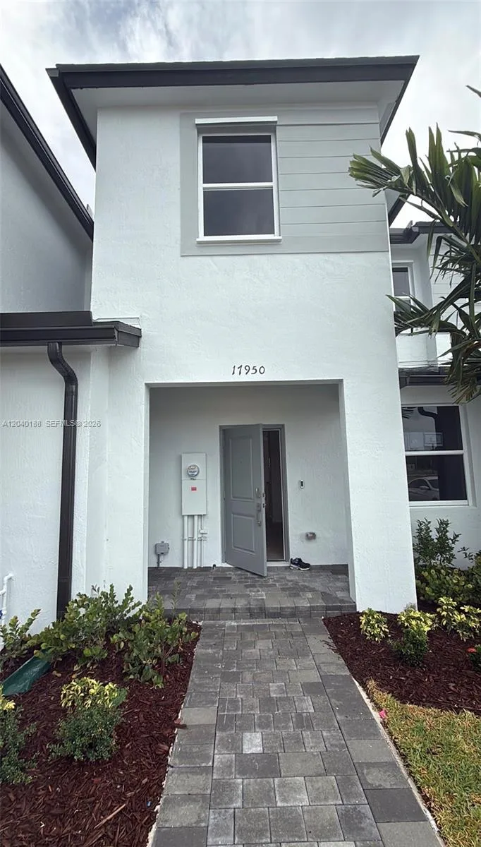 17950 SW 357TH TER, Florida City, FL 33034