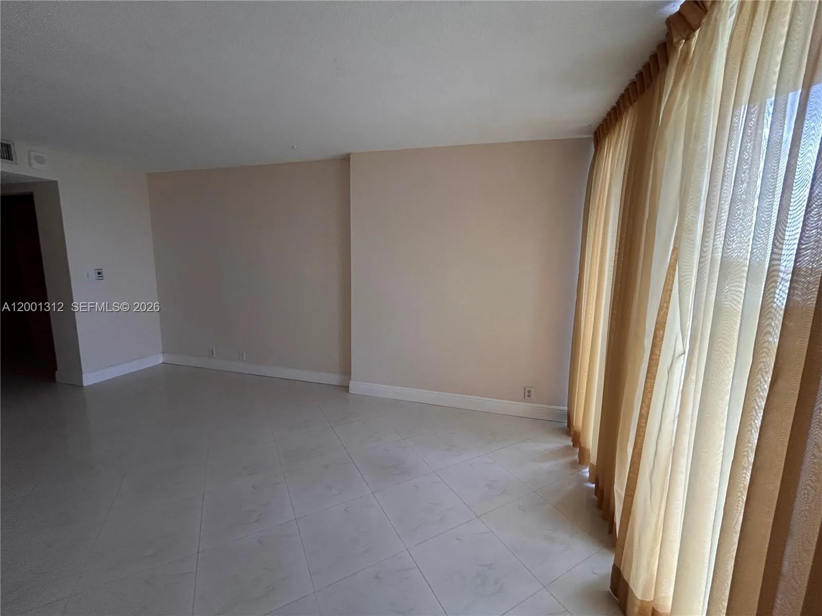 7601 E Treasure Dr # 1612, North Bay Village, FL 33141 photo 6