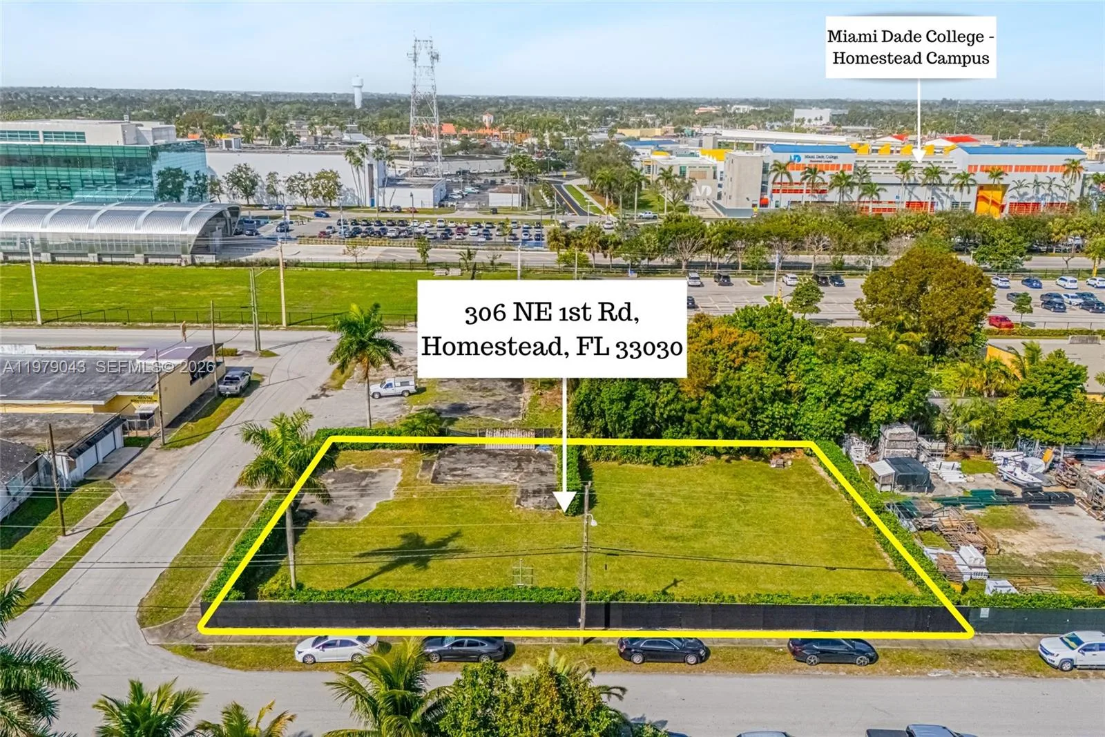 306 NE 1st Rd, Homestead, FL 33030 photo 2