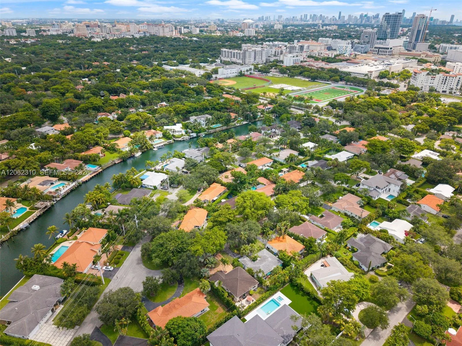 548 Vilabella Ave, Coral Gables, FL 33146 photo 4