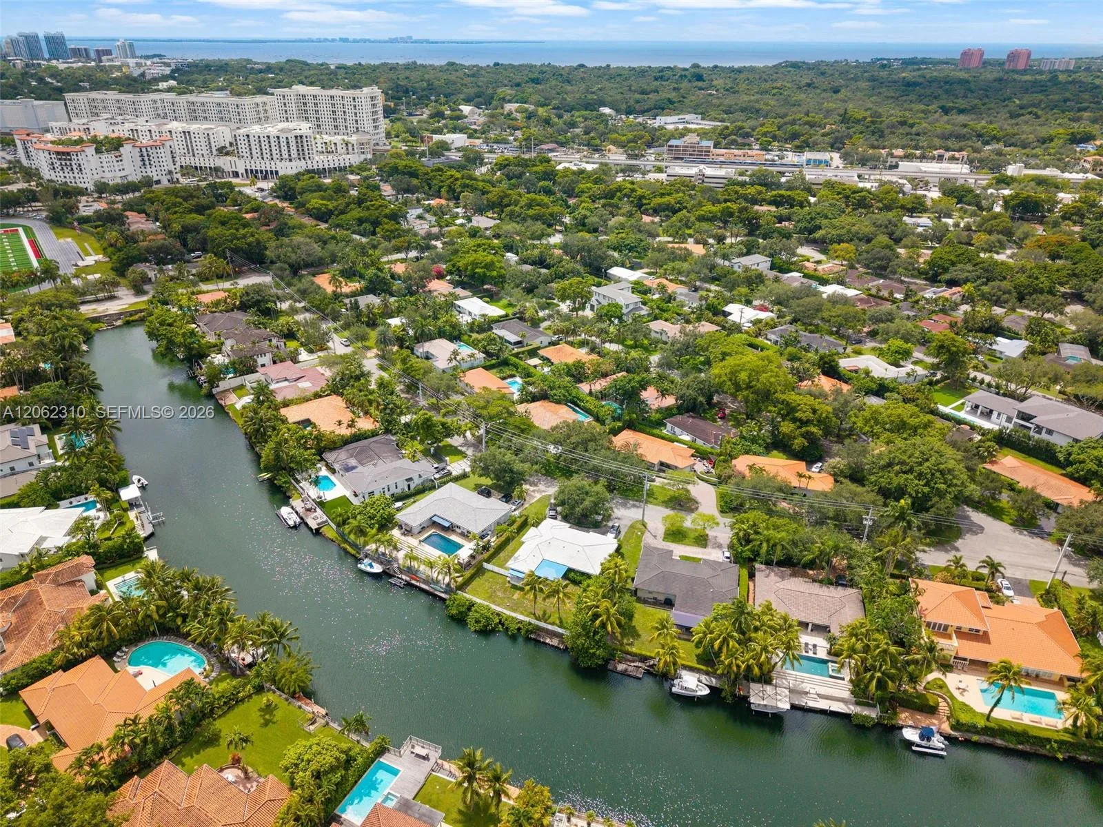 548 Vilabella Ave, Coral Gables, FL 33146 photo 5