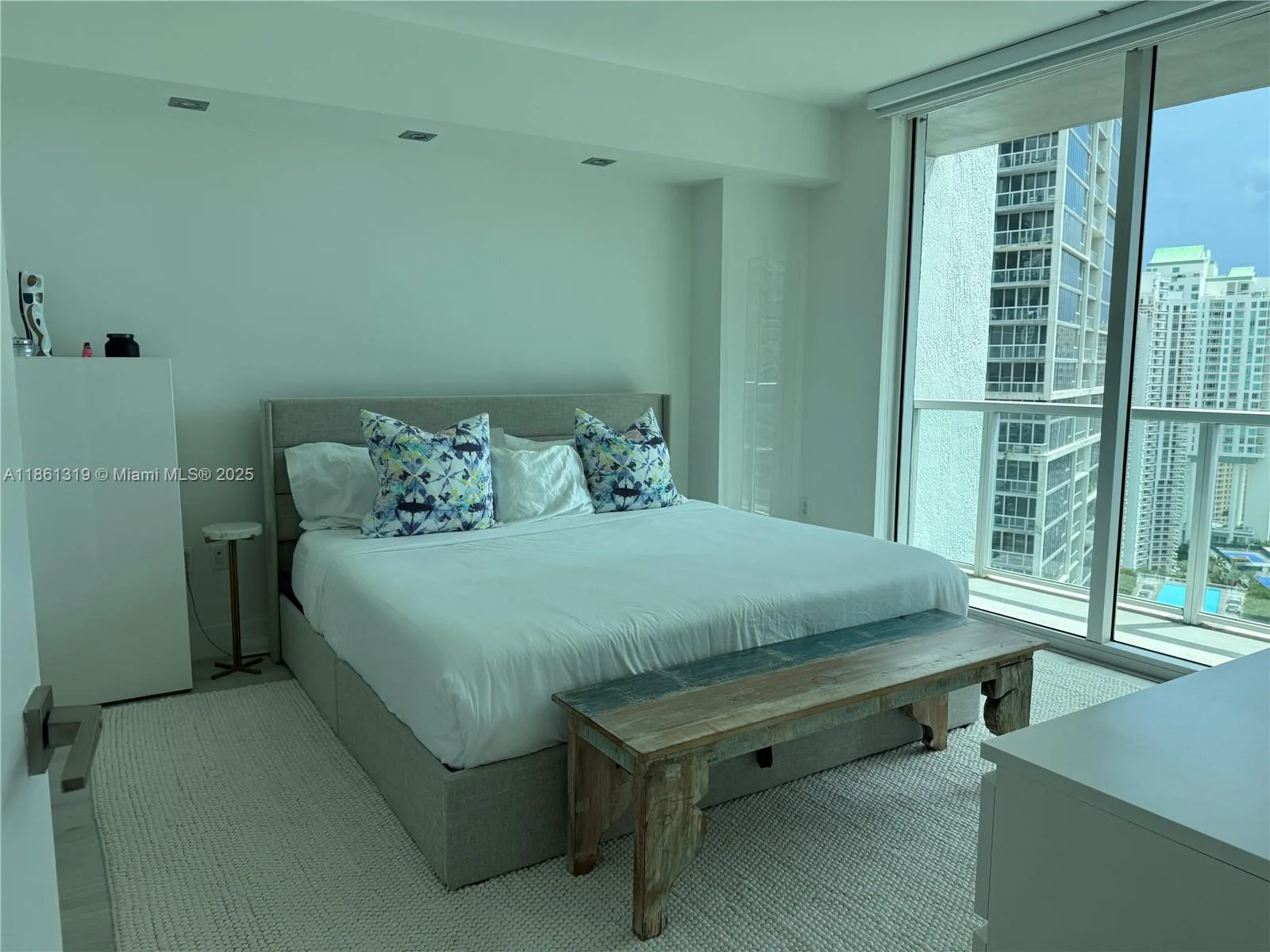 500 Brickell Ave # 3100, Miami, FL 33131 photo 7