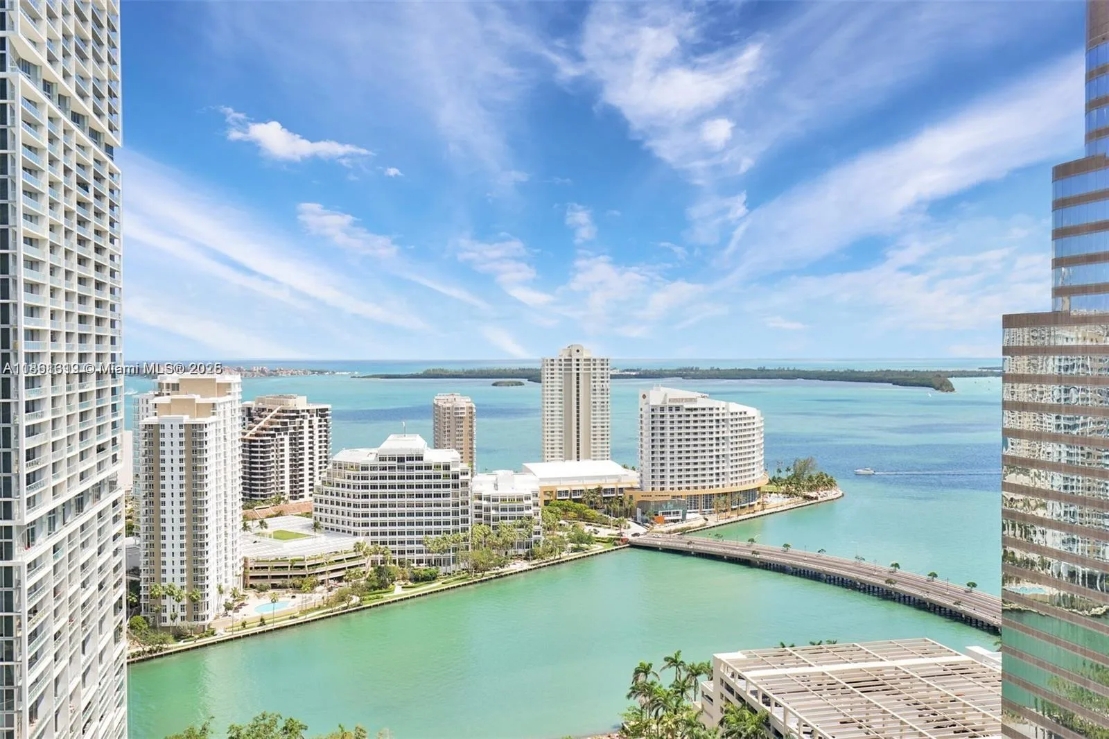 500 Brickell Ave # 3100, Miami, FL 33131 photo 9