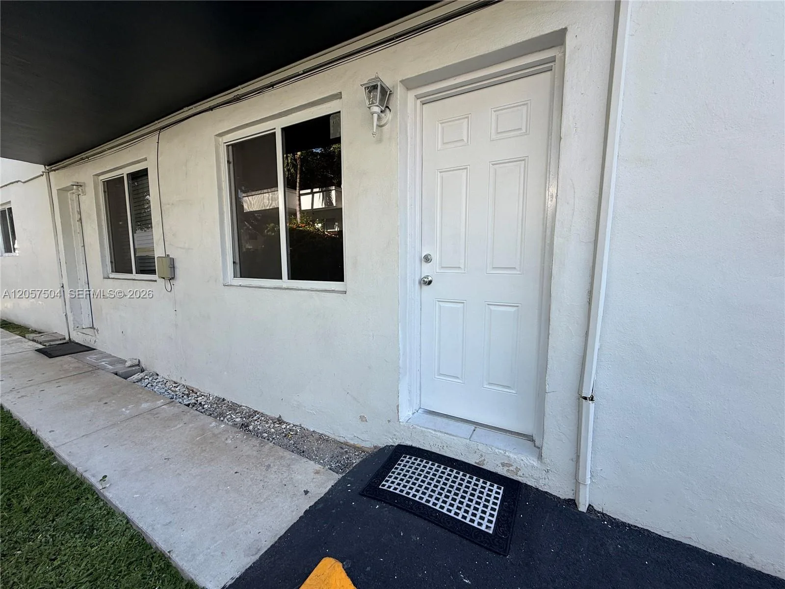 1860 SW 22nd St # 4, Miami, FL 33145 photo 7