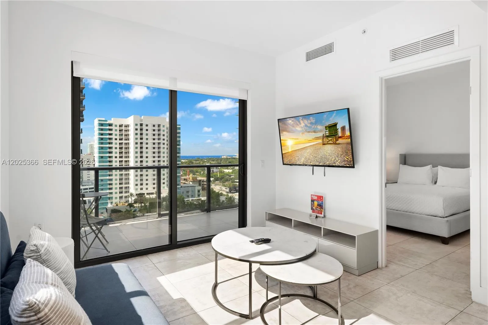 239 SW 9th St # 1701, Miami, FL 33130