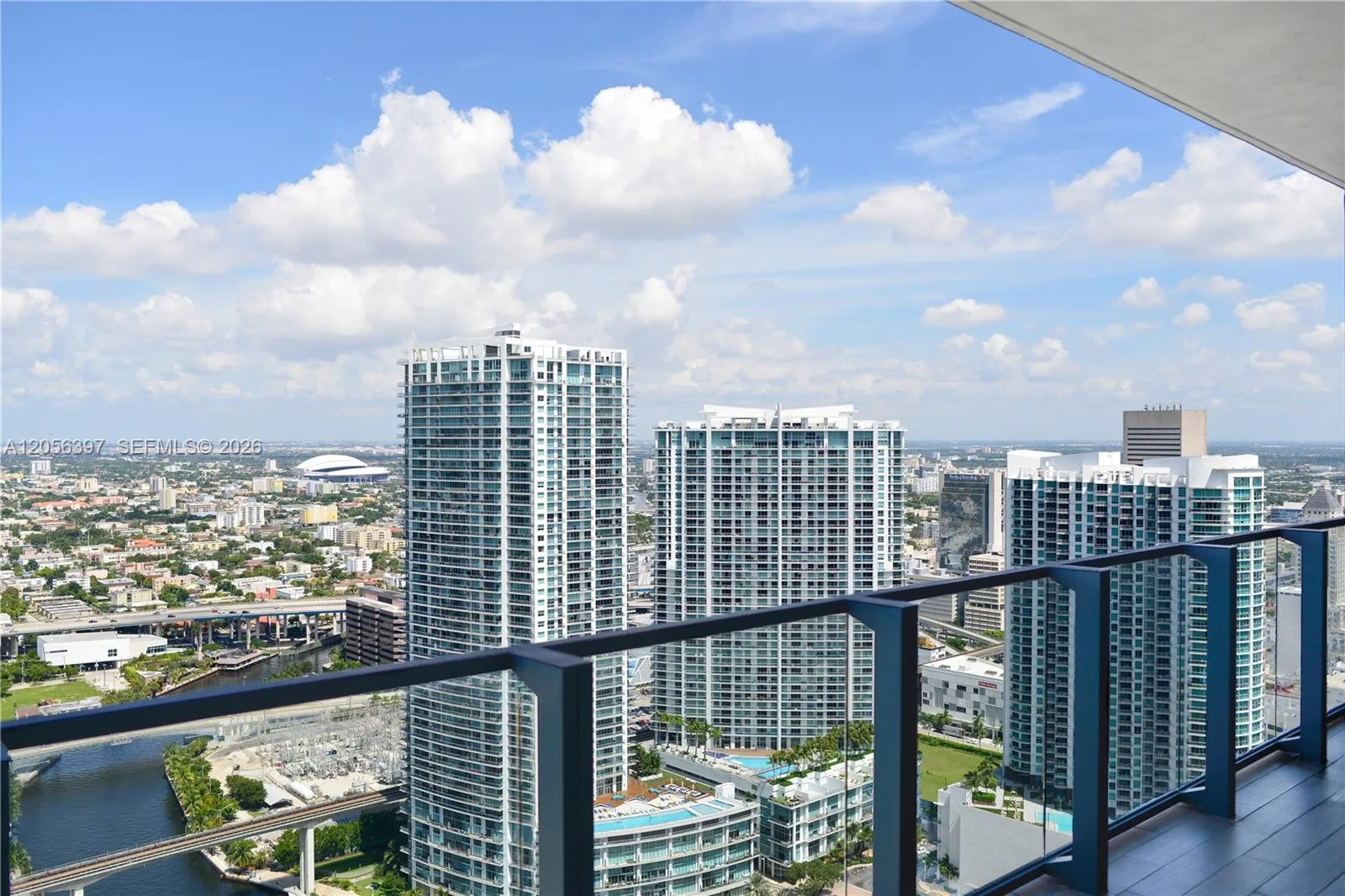 68 SE 6th St # 3908, Miami, FL 33130