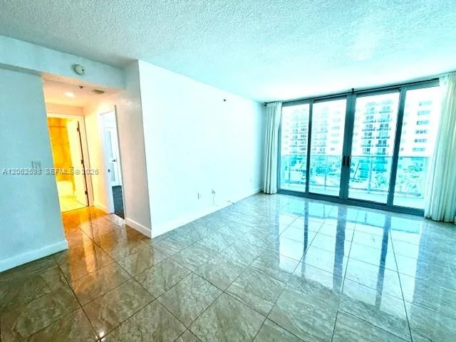 7501 E Treasure Dr # 5H, North Bay Village, FL 33141 photo 8