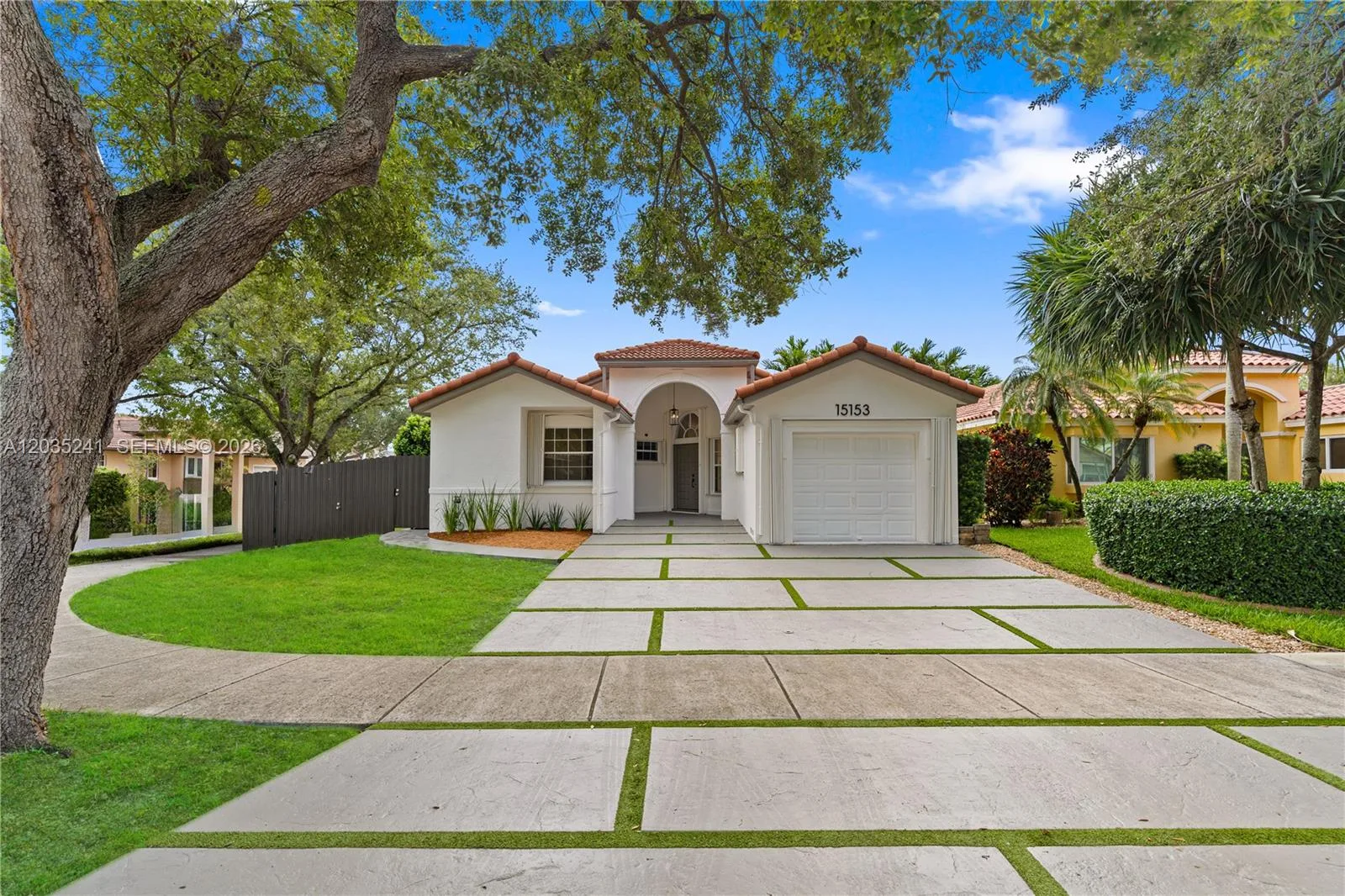 15153 NW 89th Pl, Miami Lakes, FL 33018