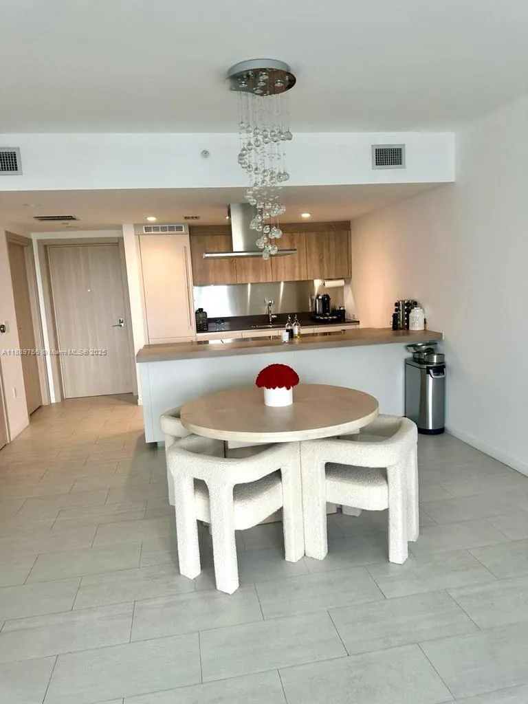 1000 Brickell Plz # 2310, Miami, FL 33131 photo 2