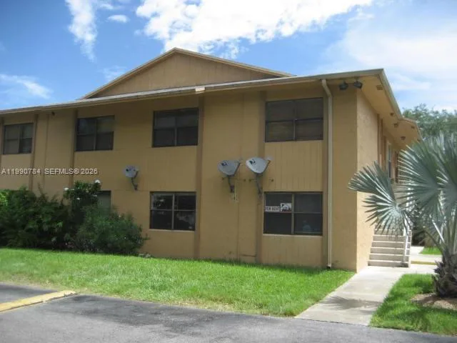 15328 SW 72 ST # 8-14, Miami, FL 33193