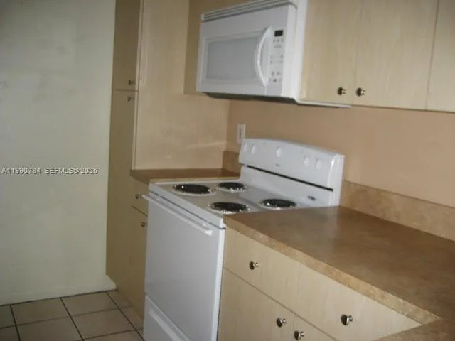15328 SW 72 ST # 8-14, Miami, FL 33193 photo 2