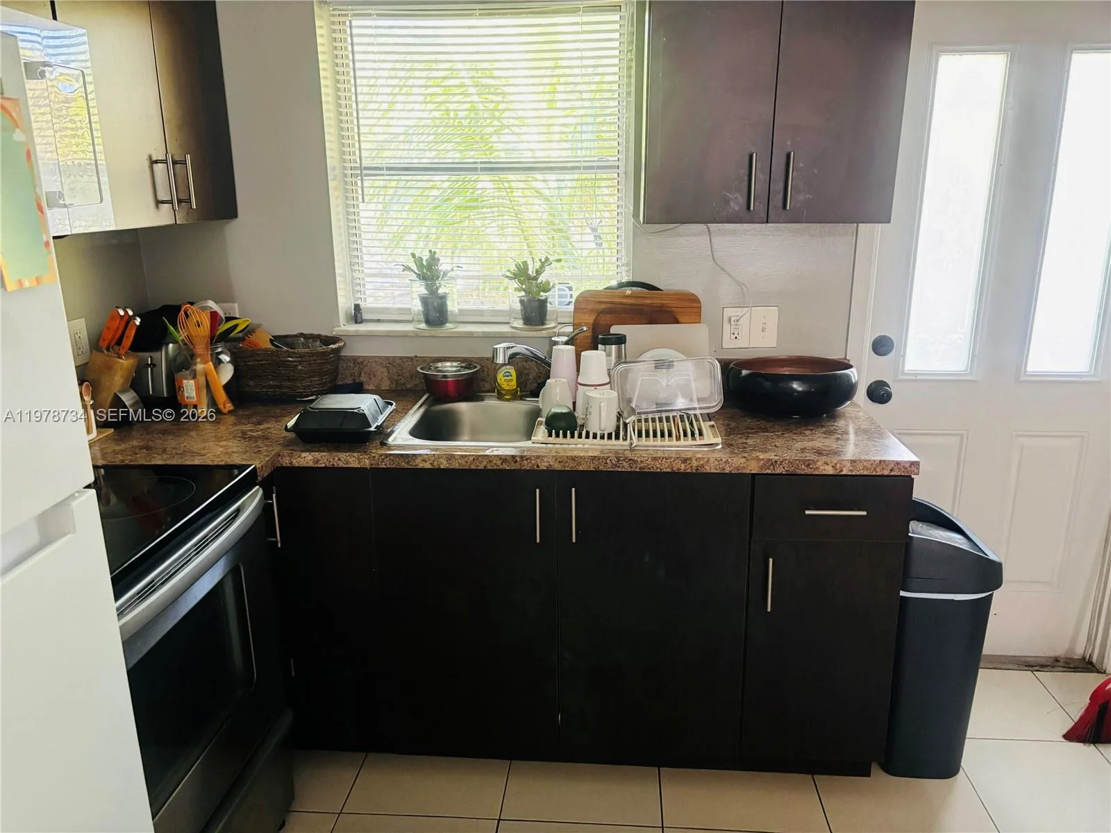 355 NW 32nd St, Oakland Park, FL 33309 photo 7