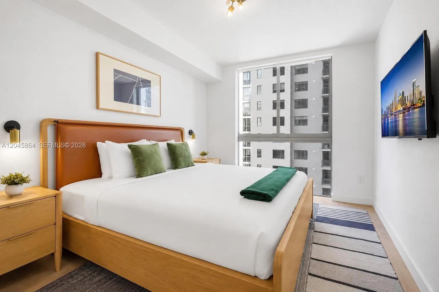 11 NE 6th St # 1712, Miami, FL 33132 photo 2