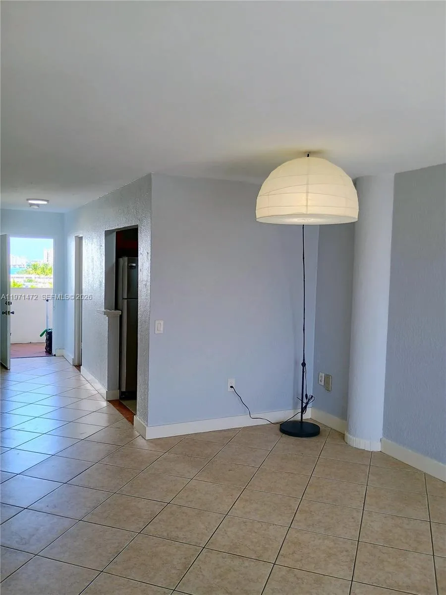 7904 West Dr # 706, North Bay Village, FL 33141 photo 2