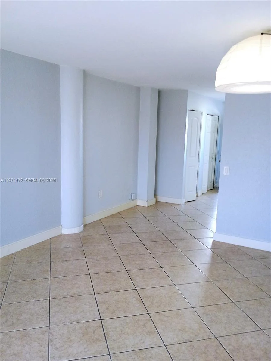 7904 West Dr # 706, North Bay Village, FL 33141 photo 3
