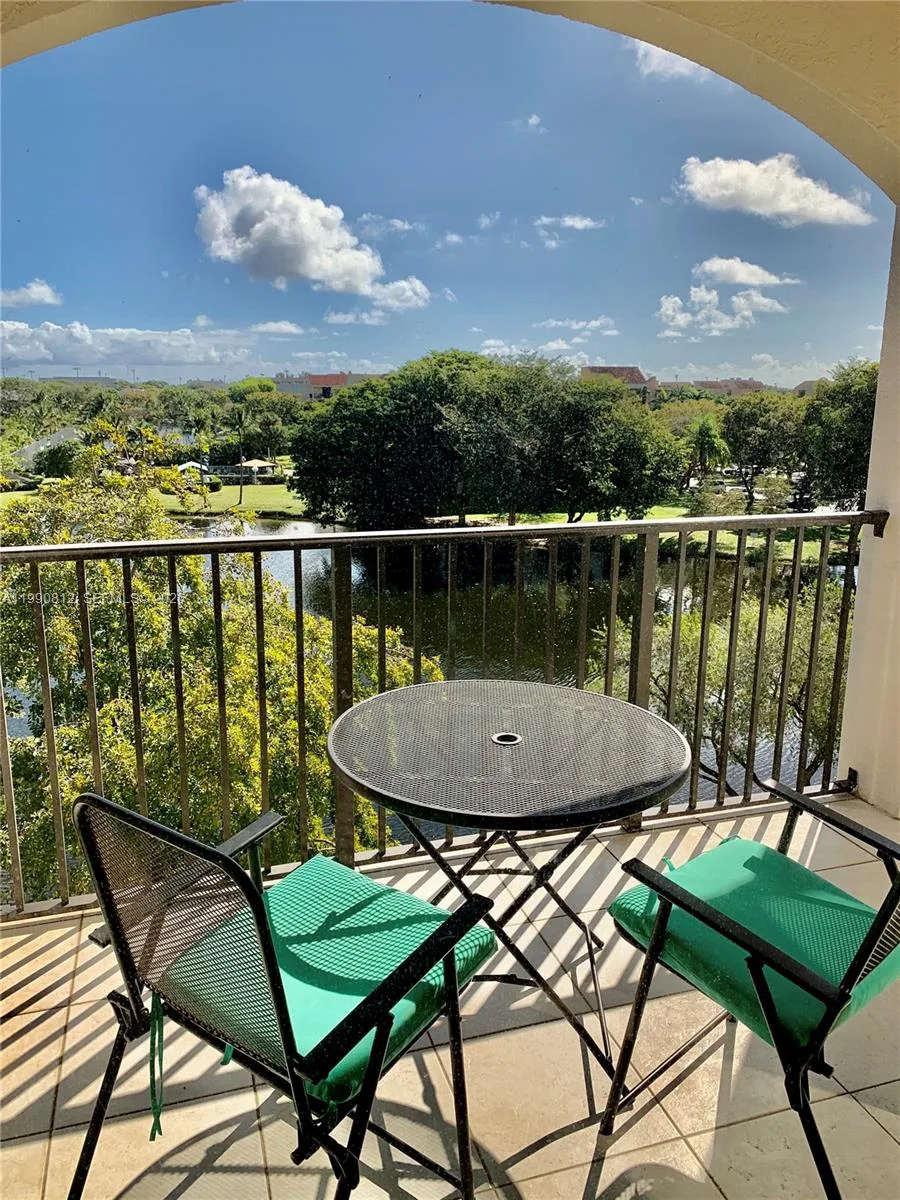 2105 Lavers Cir # 501, Delray Beach, FL 33444 photo 10
