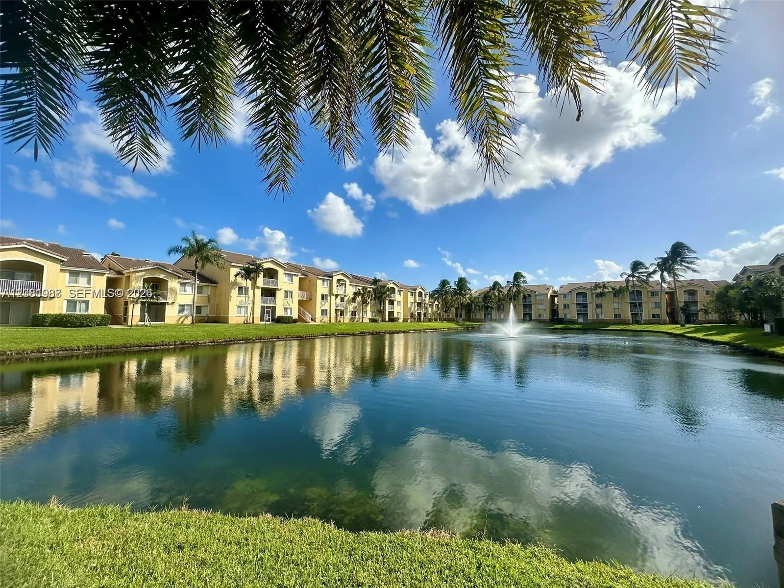 2620 S University Dr # 105, Davie, FL 33328