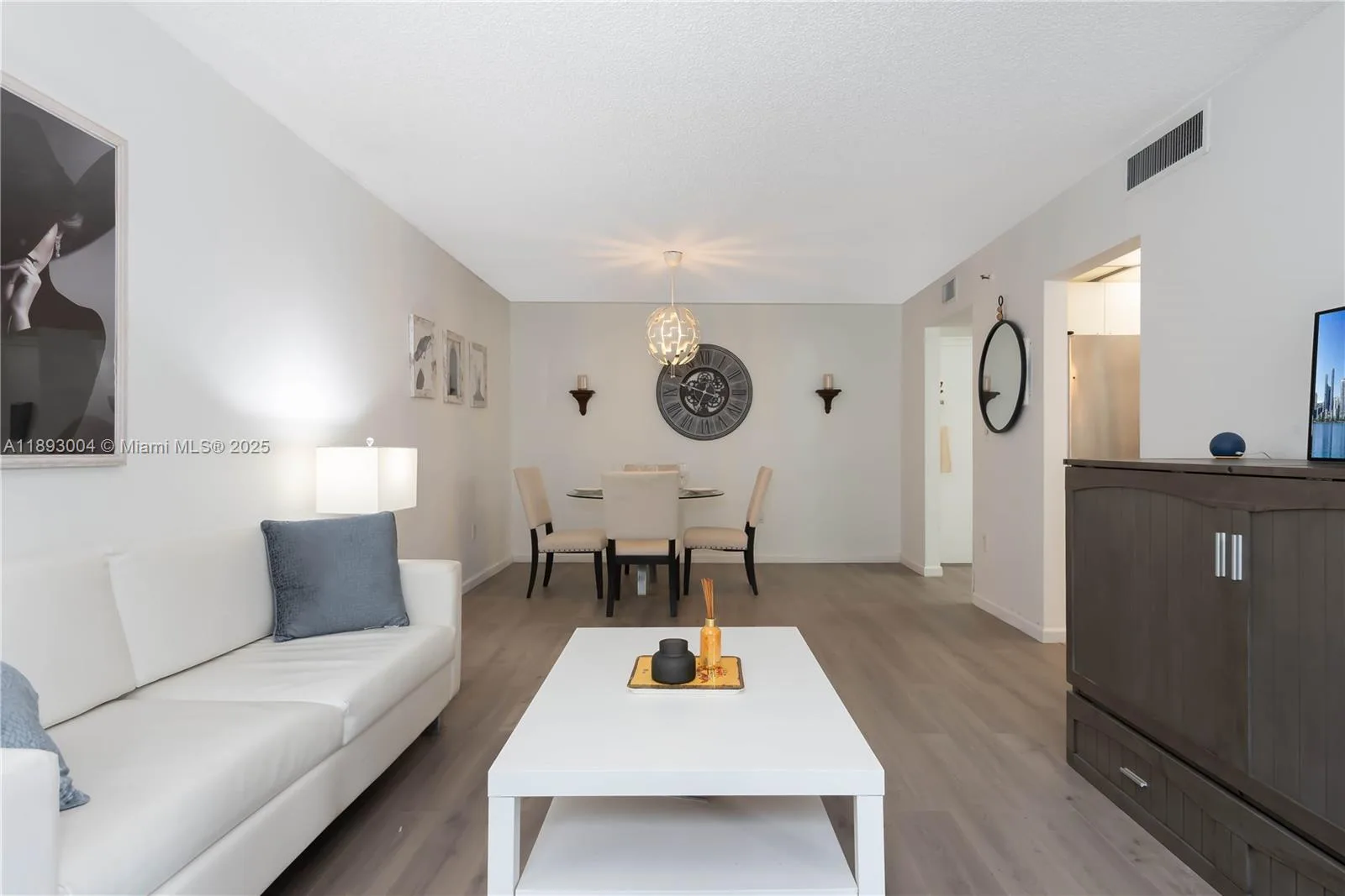17890 W Dixie Hwy 319 Hwy # 319, North Miami Beach, FL 33160 photo 3