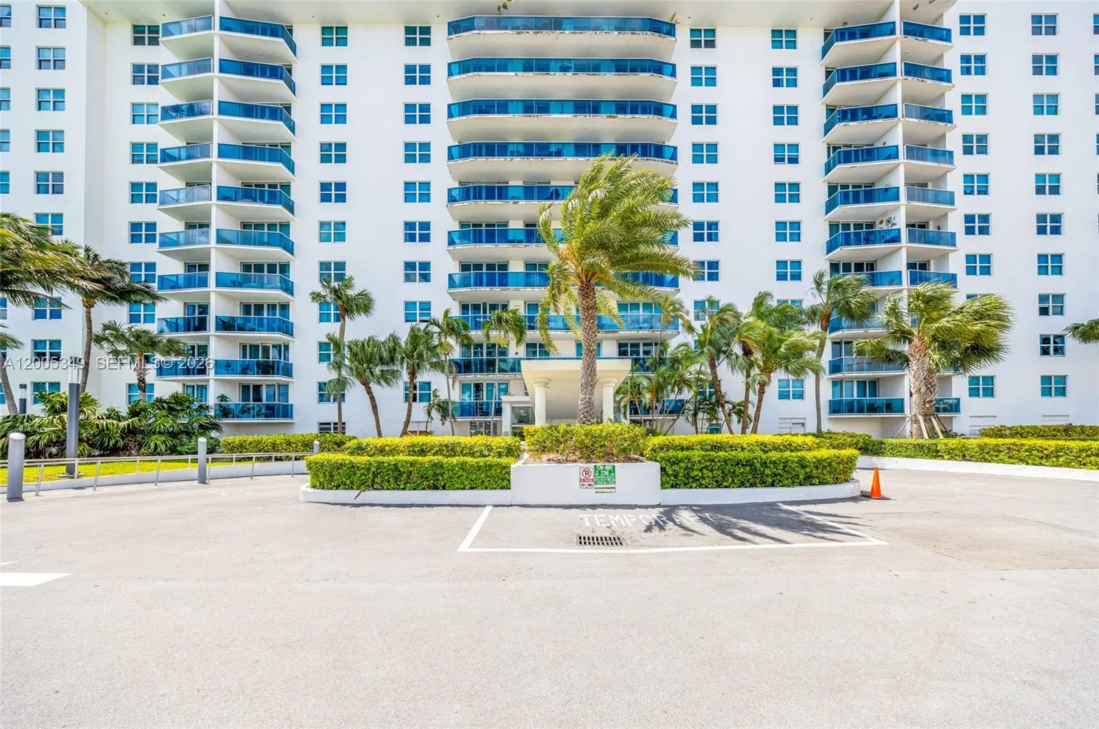 7501 E Treasure Dr # 7M, North Bay Village, FL 33141