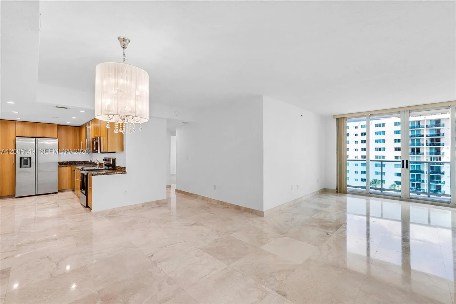 7501 E Treasure Dr # 7M, North Bay Village, FL 33141 photo 2
