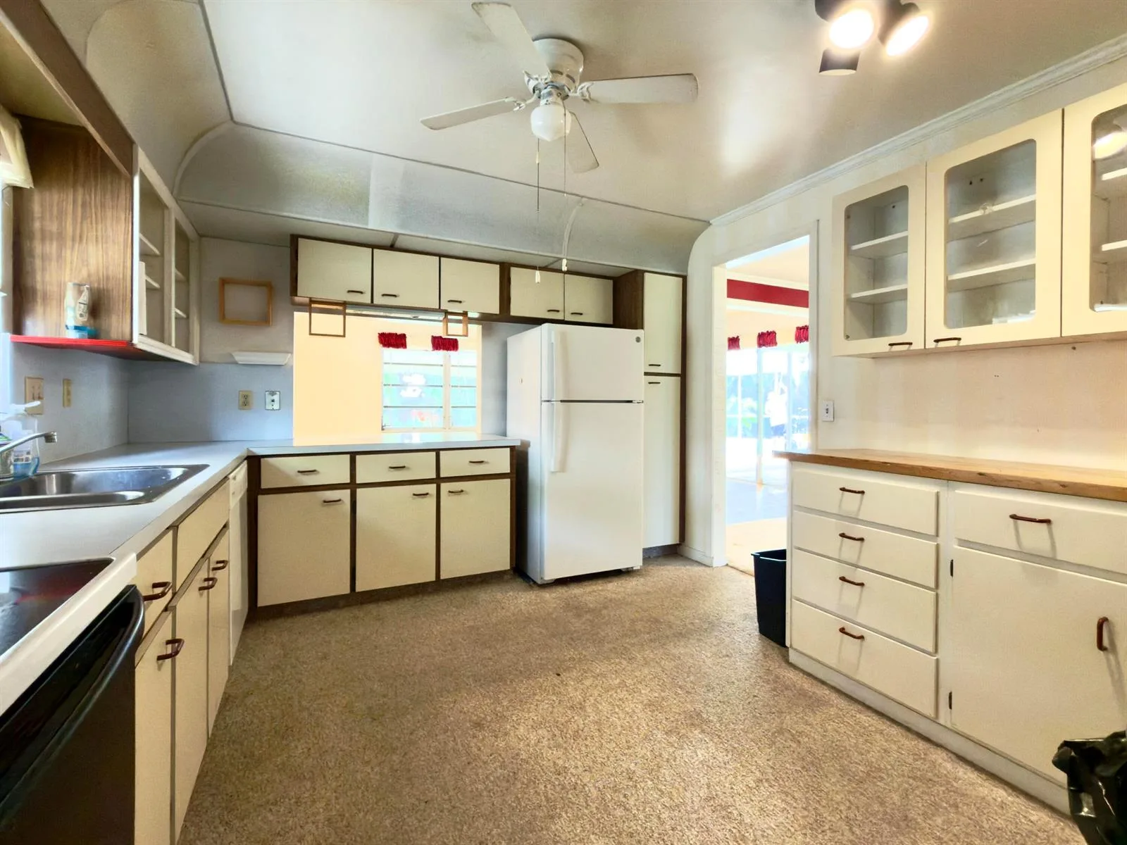 135 SE 26TH Avenue, Boynton Beach, FL 33435 photo 12