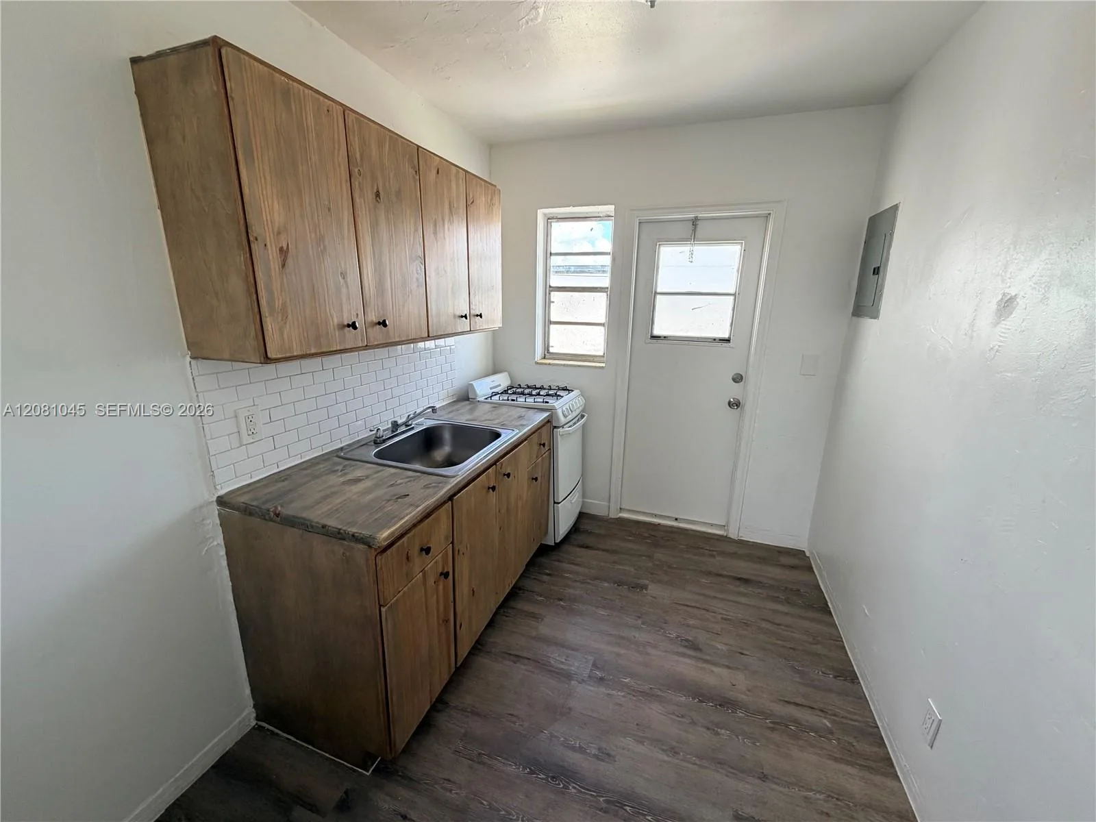 730 NW 101st St # 1-A, Miami, FL 33150