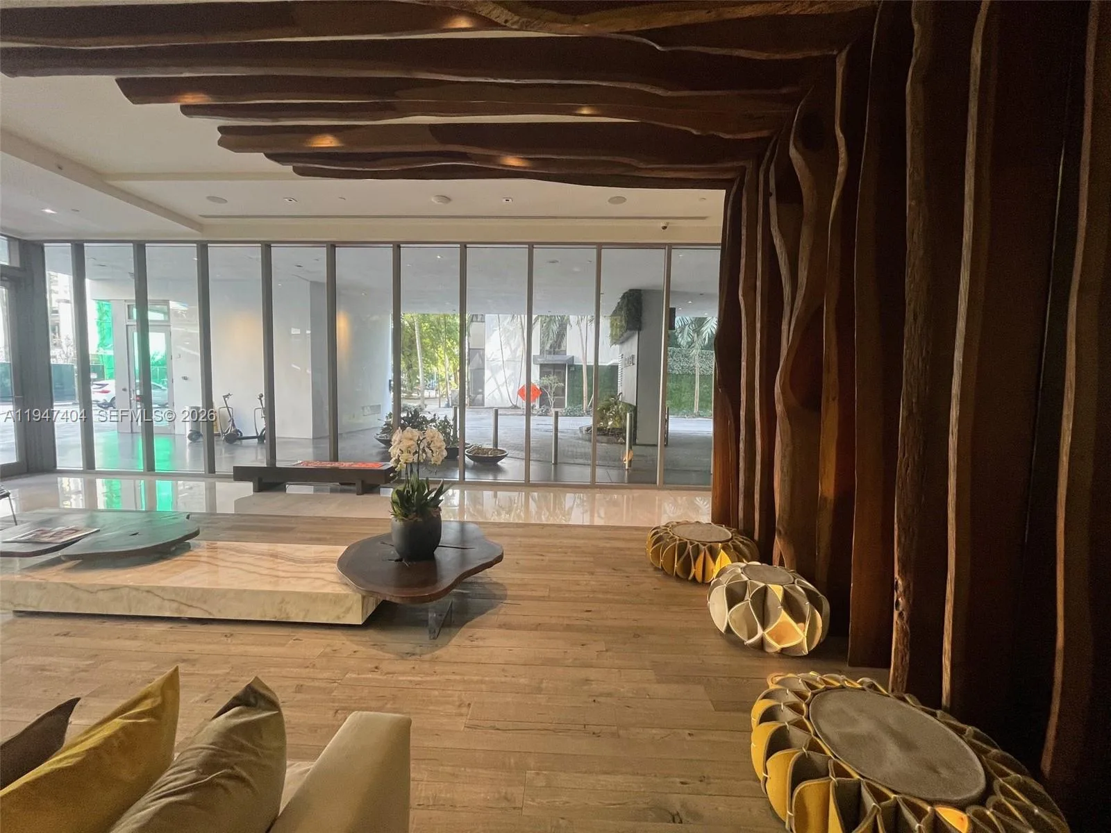 1010 Brickell Ave # 2406, Miami, FL 33131 photo 4