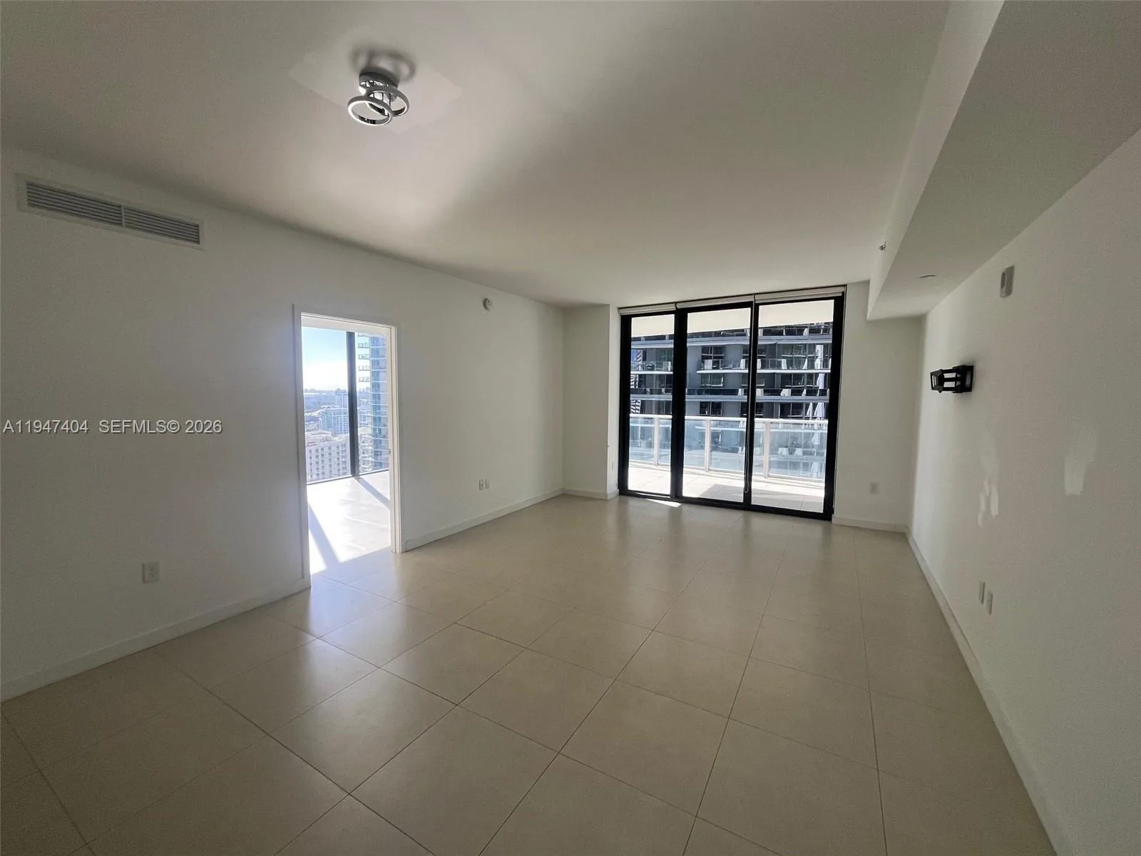 1010 Brickell Ave # 2406, Miami, FL 33131 photo 7
