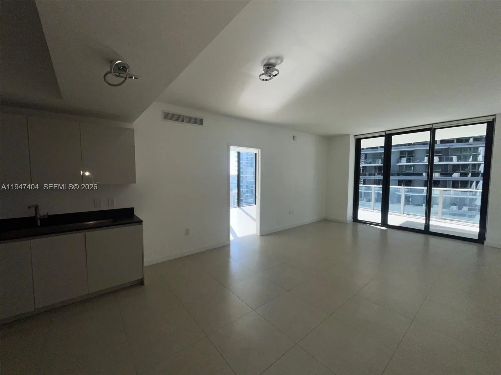 1010 Brickell Ave # 2406, Miami, FL 33131 photo 8