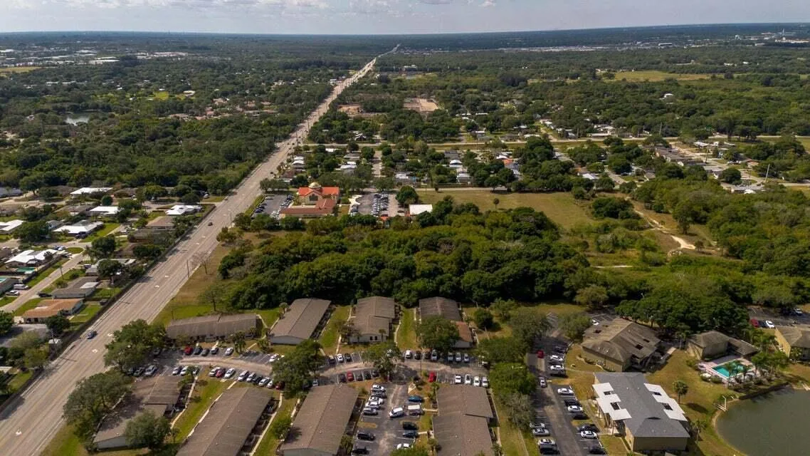 2205 S Stanton Avenue, Fort Pierce, FL 34981 photo 10