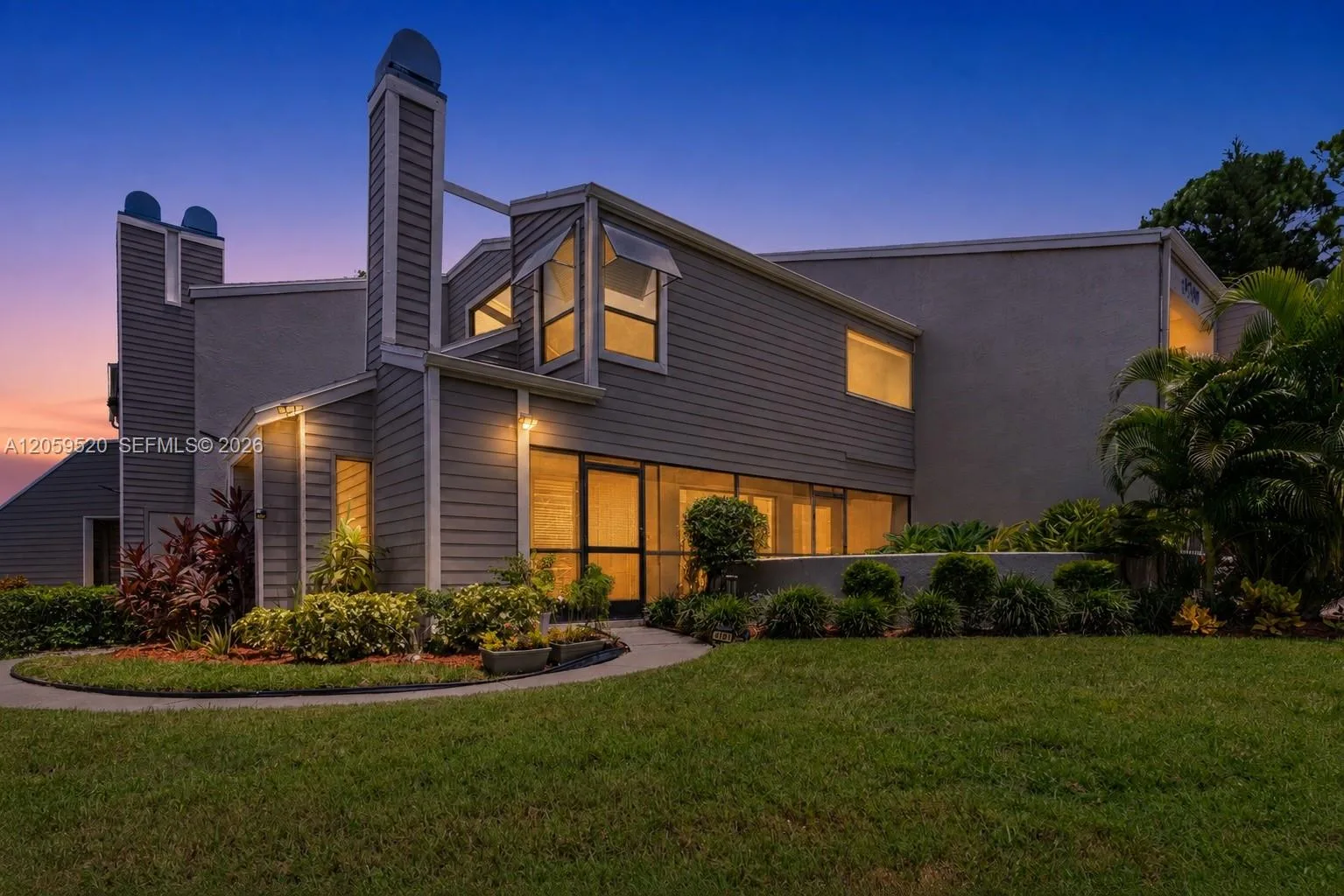 8707 Bardmoor Pl # 101, Seminole, FL 33777
