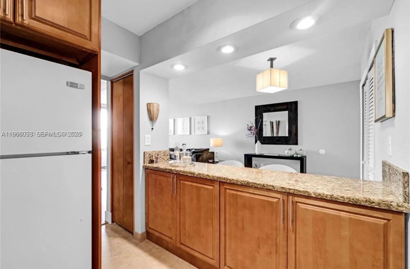 830 NW 87th Ave # 303, Miami, FL 33172 photo 7