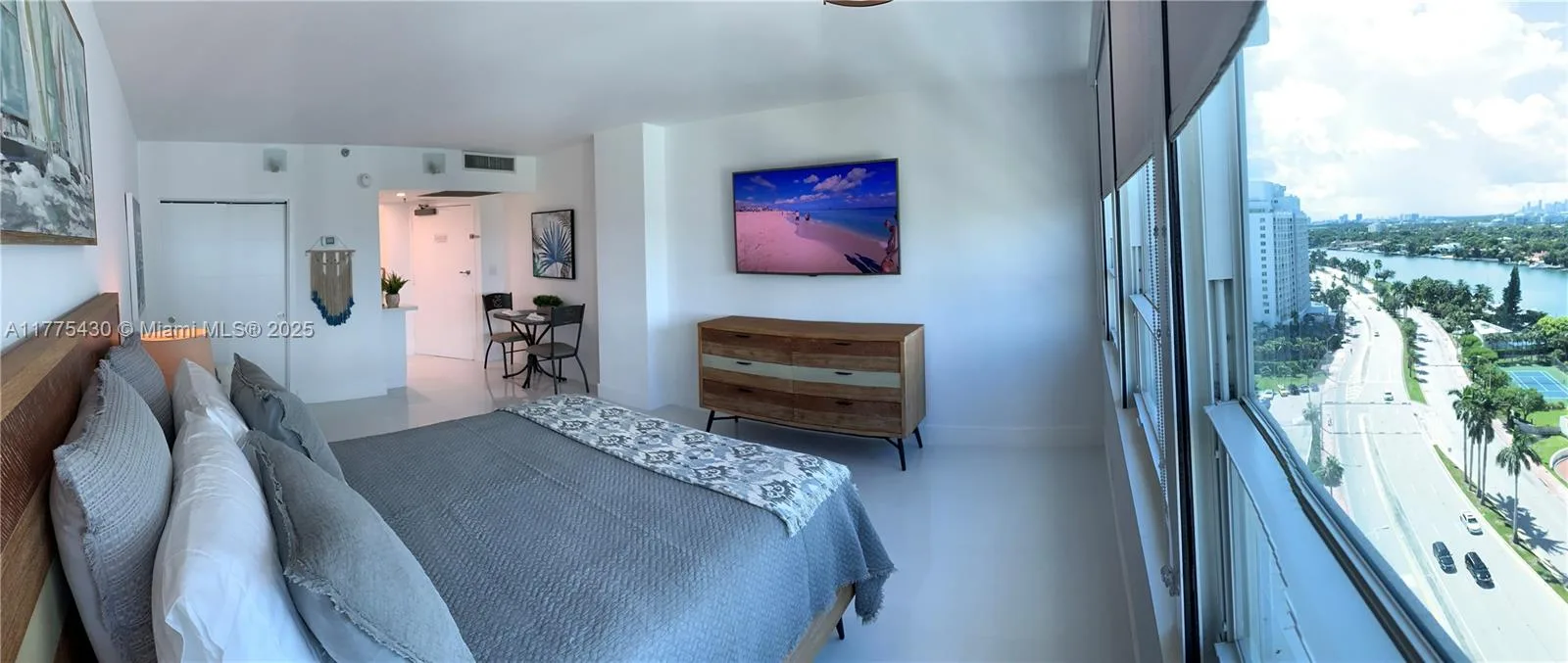 5445 Collins Ave # 1520, Miami Beach, FL 33140 photo 5