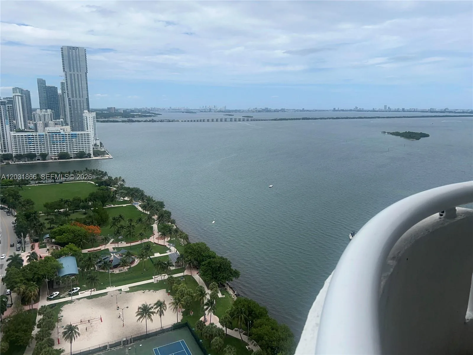 1717 N Bayshore Dr # A-3337, Miami, FL 33132