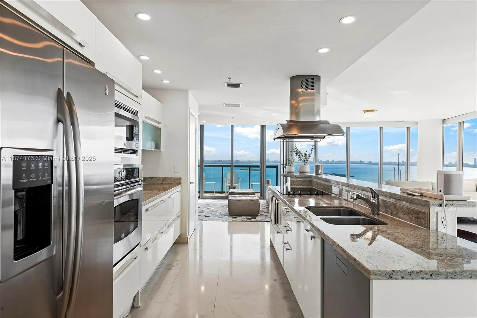 601 NE 36th St # 2912, Miami, FL 33137 photo 12