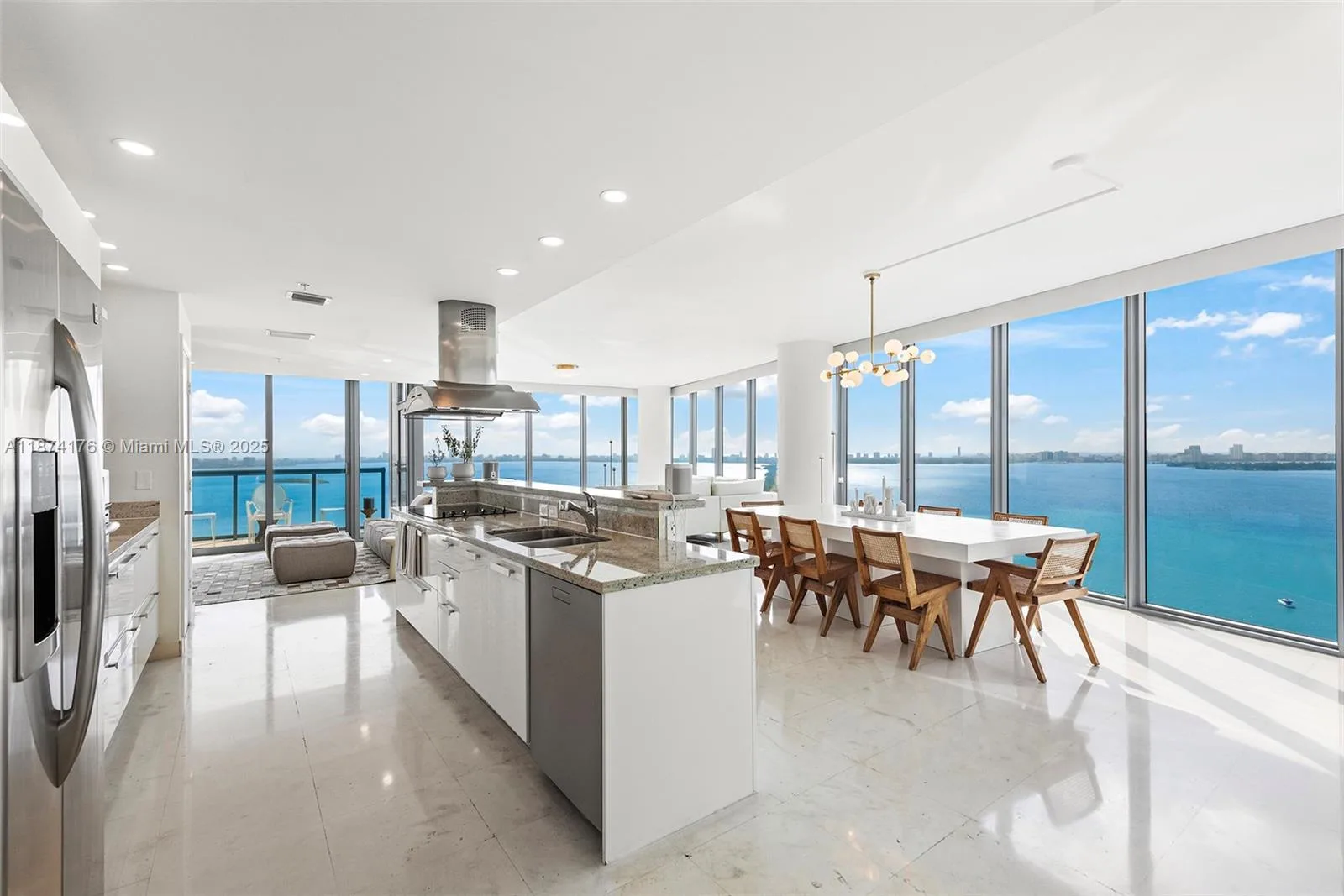 601 NE 36th St # 2912, Miami, FL 33137 photo 6