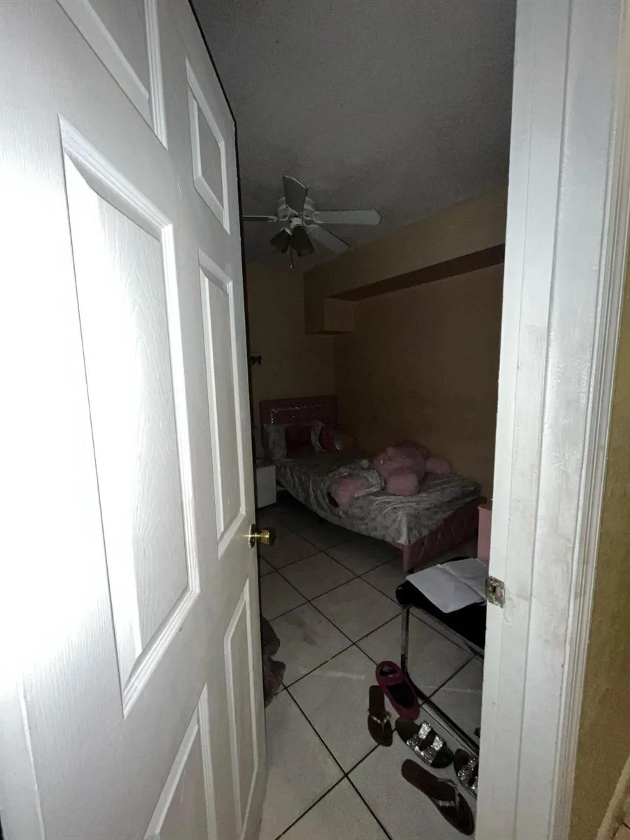 4730 NE 2nd Avenue NE, Deerfield Beach, FL 33064 photo 11