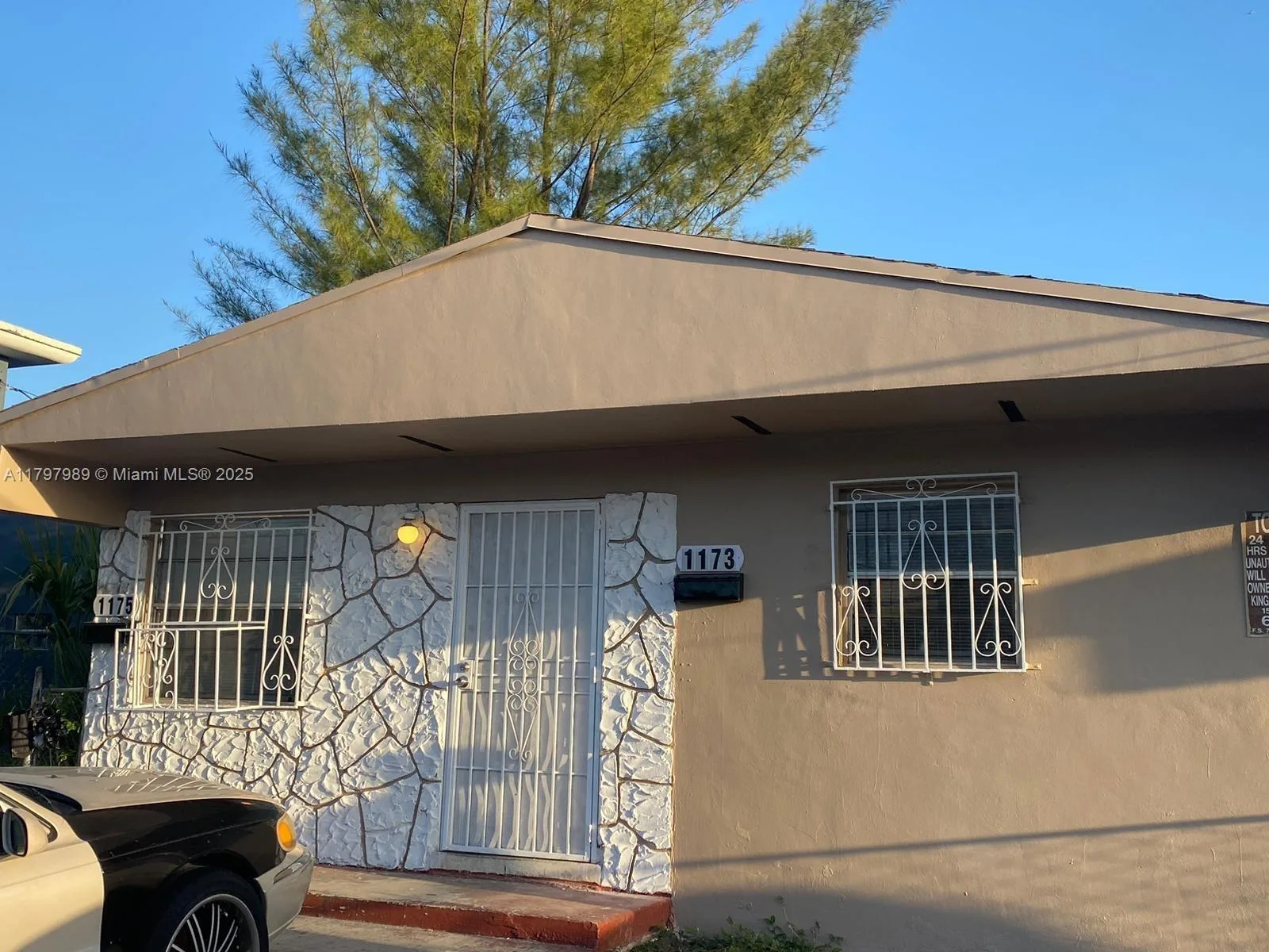 1173 NW 65th St, Miami, FL 33150 photo 2