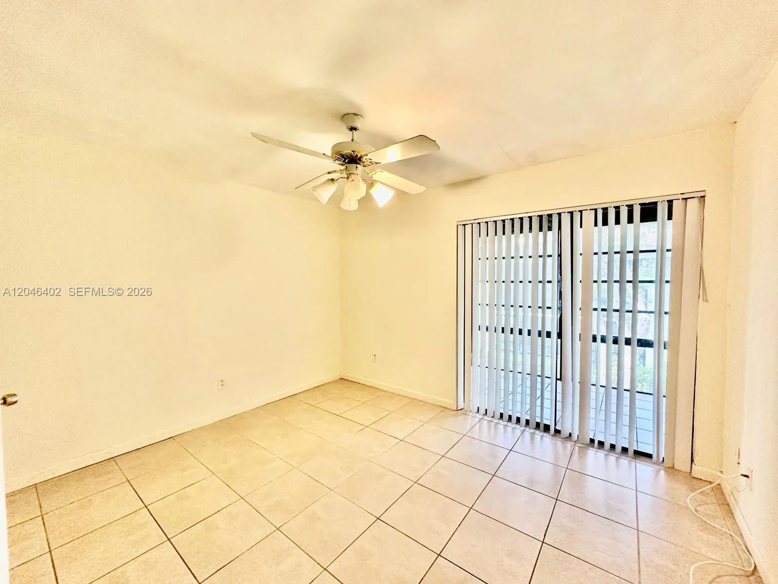 809 NE 199th St # 206-7, Miami, FL 33179